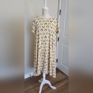 LuLaRoe Cream with Brown Horseshoe Design Size Large